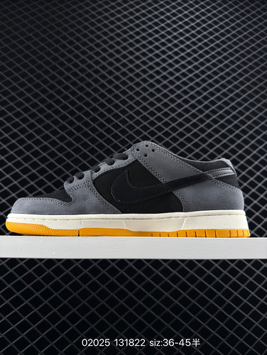 The Nike SB Zoom Dunk Low board shoe series is a classic and versatile casual sports board shoe. The