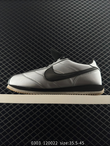 ✅ The Nike Classic Cortez is a lightweight and comfortable men's classic running shoe. Its pure and 