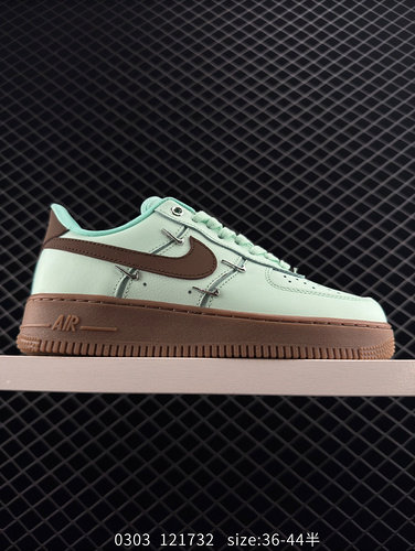 The Nike Air Force 1 Low is a versatile low top casual sports board shoe with soft and elastic cushi