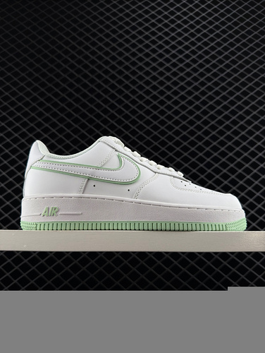 Nike Air Force 1'07 Air Force One low top versatile casual sports board shoes. The soft and elastic 