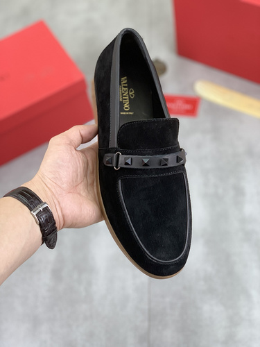 Valentino Men's Edition Code: 0327B90 Size: 38-44