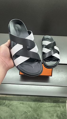 Hermes * Men's Edition Code: 0323A90 Size: 38-44, (45 can be customized)