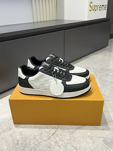 LV * Men's Code: 0318B Size: 38-44 (45 customized).