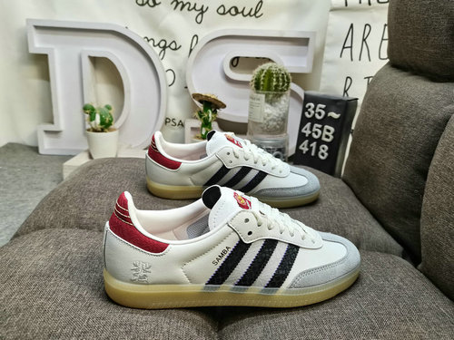 418DAdidas SAMBA OG W JQ5976's classic Originals in recent years are made of genuine suede leather, 