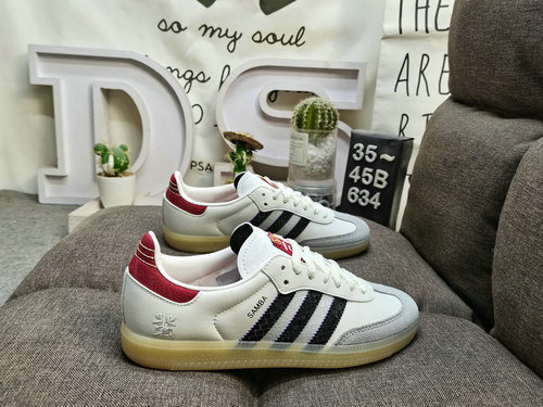 634Adidas SAMBA OG W JQ5976's classic Originals in recent years feature original suede leather produ