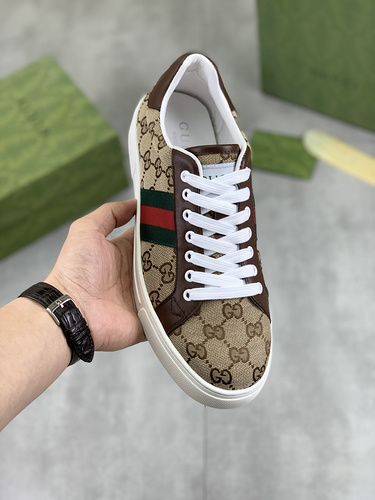 Gucci * Men's Edition Code: 0328B40 Size: 38-44