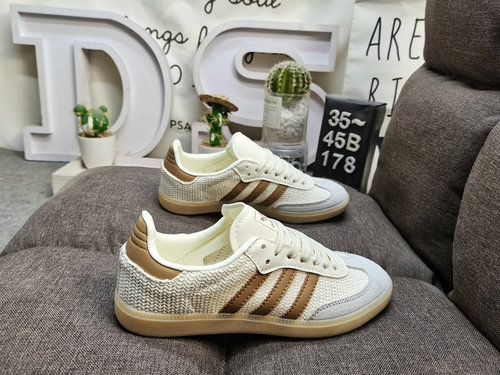 178DAdidas SAMBA OG JI31's classic Originals in recent years are made of genuine suede leather, feat