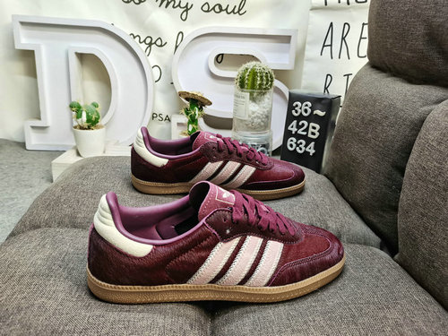 634Adidas SAMBA OG JP5330's classic Originals in recent years are made of genuine suede leather, fea