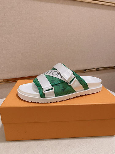 LV * Men's Code: 0321B40 Size: 38-44 (45 customized)