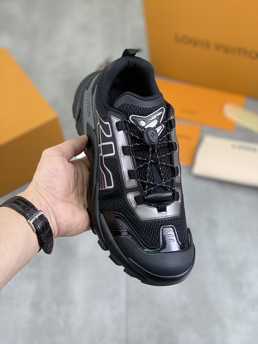 LV * Men's Code: 0328D20 Size: 39-44 (38 45 customized)