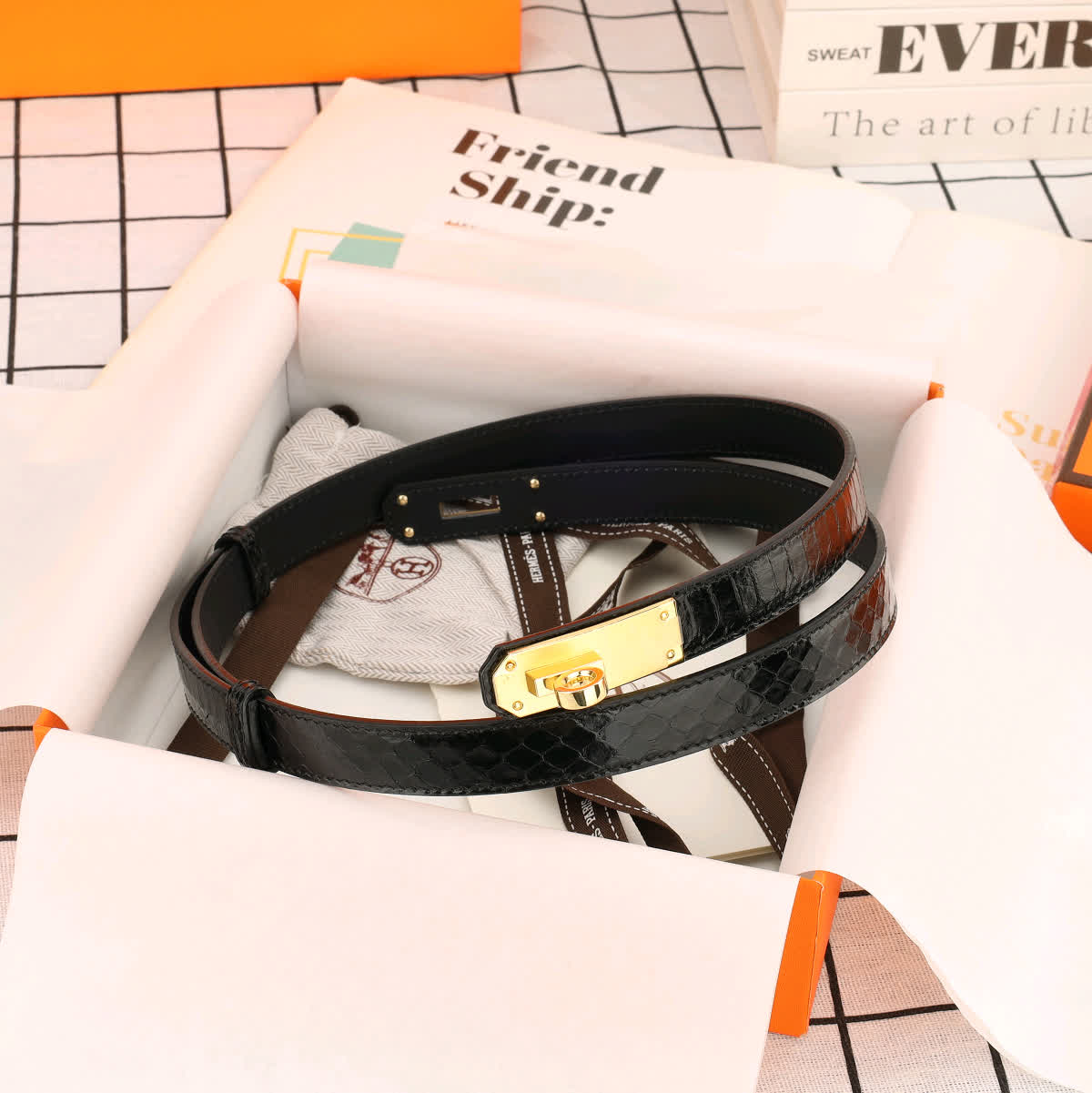 LM001200 (5).jpg