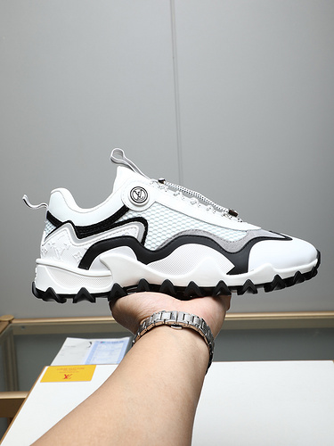 LV * Men's Code: 0326C00 Size: 40-44 (45,46 customized)