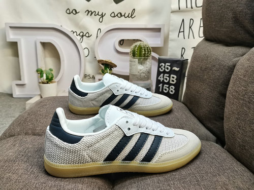 158DAdidas SAMBA OG JH5633's classic Originals in recent years are made of genuine suede leather, fe