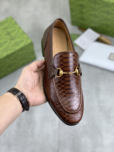 Gucci * Men's Edition Code: 0327C20 Size: 38-44
