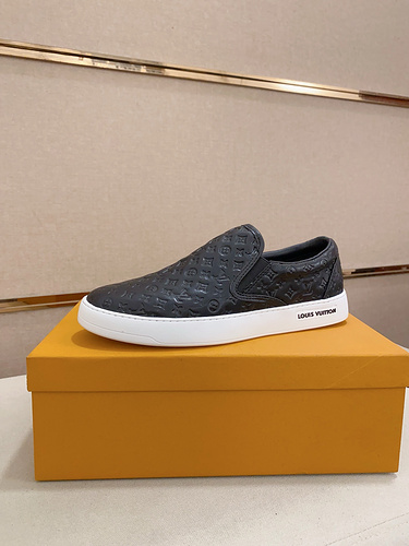 LV * Men's Code: 0321B50 Size: 38-44