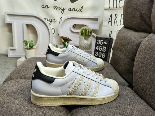 305D Adidas Three Leaf Clover Originals Superstar ID46 Shell Head Classic Versatile Casual Sports Bo