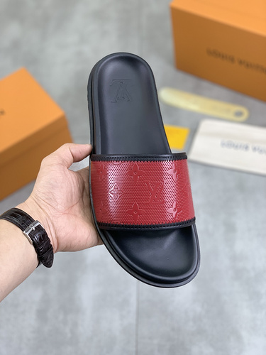 LV * Men's Code: 0327A90 Size: 39-44