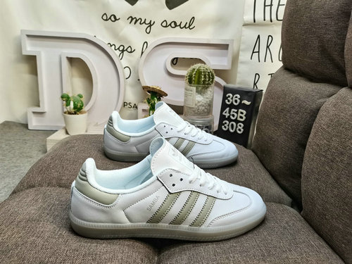 308DAdidas SAMBA OG JI3206's classic Originals in recent years are made of original suede leather, w
