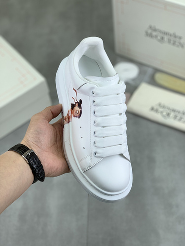 McQueen * Couple Style Code: 0314B60 Size: 35-45