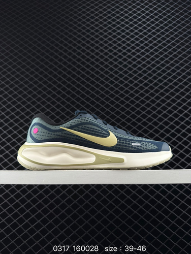 Nike/Nike uses technology woven lightweight fabric synthetic upper material, equipped with soft and 