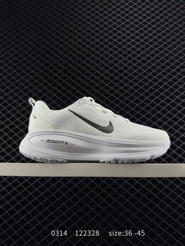 ✅ The Nike VOMERO 18 is a comfortable, shock-absorbing, non slip low top running shoe with a full-le