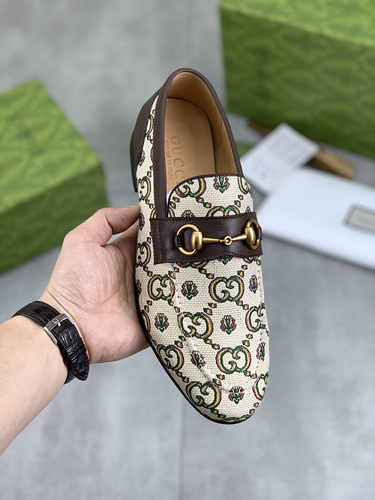 Gucci * Men's Edition Code: 0327C20 Size: 38-44
