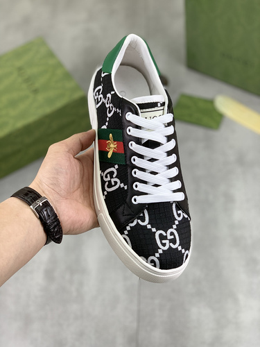 Gucci * Men's Edition Code: 0328B40 Size: 38-44