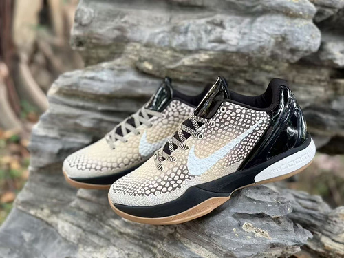 Kobe 6th generation suit thug