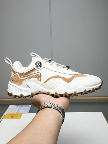 LV * Men's Code: 0326C00 Size: 40-44 (45,46 customized)