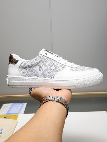 LV * Men's code: 0316B30 Size: 38-44 (45 customized).