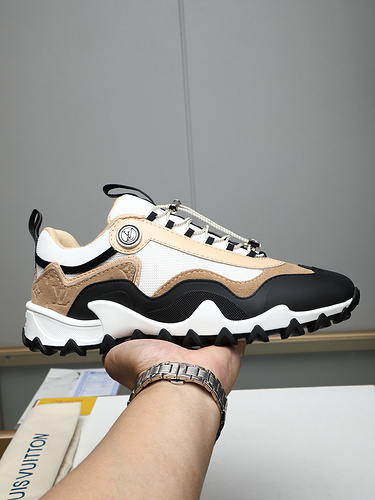 LV * Men's Code: 0326C00 Size: 40-44 (45,46 customized)
