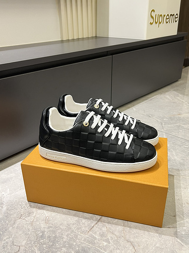 LV * Men's Code: 0318B Size: 38-44 (45 customized).