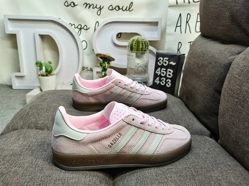 433D Adidas Gazelle Indoor JI2716 casual, wear-resistant, lightweight, low top board shoes. This Adi