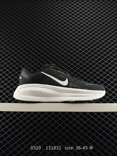 Nike VOMERO 18X Lightweight Running Shoe Company Grade Nike VOMERO 18 Comfortable, Versatile, Anti s
