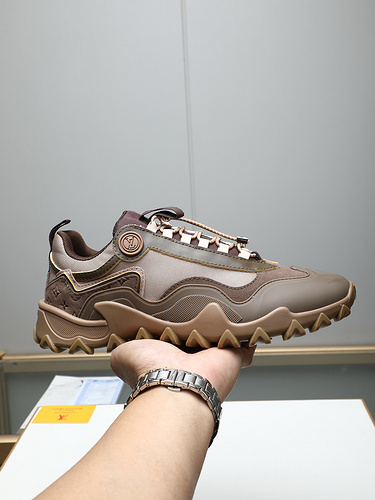LV * Men's Code: 0326C00 Size: 40-44 (45,46 customized)
