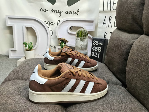 321DAdidas Campus 00s incorporates elements of Tokyo hip-hop culture, creating the TOKYO ENERGY Acad