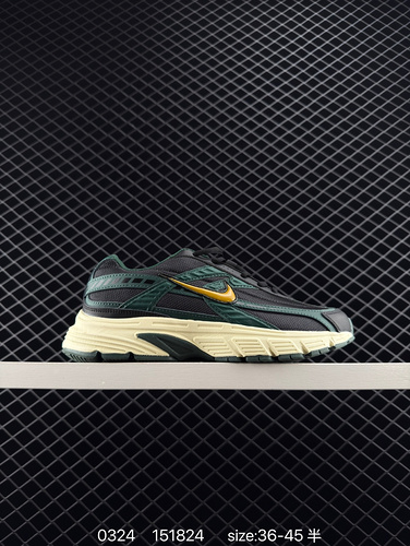 Nike mesh running shoes, Nike Initiator retro items are specially designed for comfortable running. 