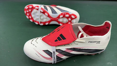 Arrived 39-45) Adidas Falcon 25th generation fully knitted lace AG football shoes PREDATOR ACCURACY+