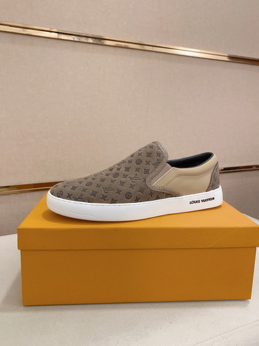 LV * Men's Code: 0321B50 Size: 38-44