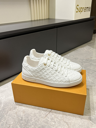 LV * Men's Code: 0318B Size: 38-44 (45 customized).