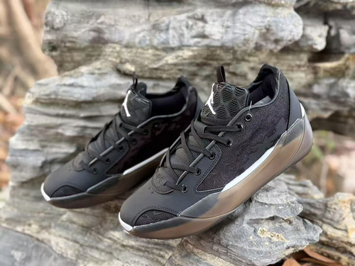 Jordan 39th generation Black Knight