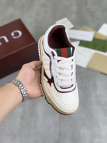 Gucci * Couple Style Code: 0314C20 Size: Female 35-40, Male 39-45