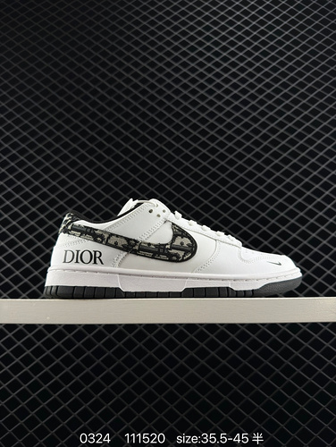 The Nike Sb Dunk Low Pro unisex sports shoe is a retro board shoe that allows you to take bold steps