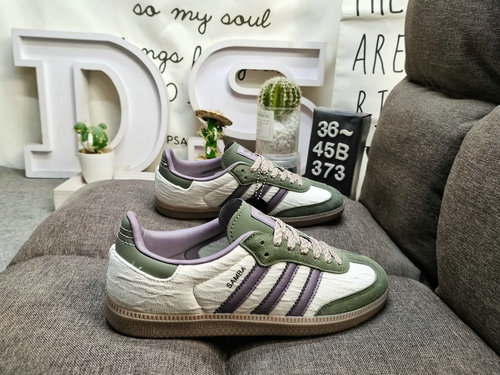 373DAdidas SAMBA OG JP56's classic Originals in recent years are made of genuine suede leather, feat