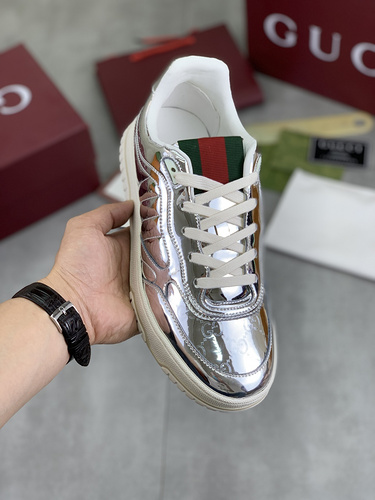 Gucci * Couple Style Code: 0314C20 Size: Female 35-40, Male 39-45