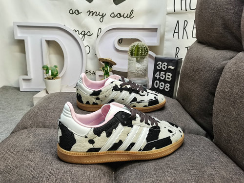 098DAdidas SAMBA OG JR6's classic Originals in recent years are made of genuine suede leather, featu