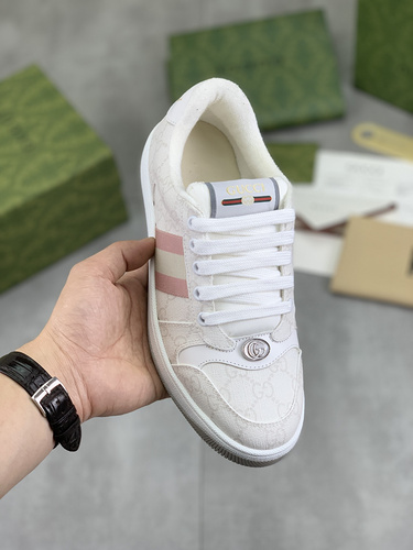 Gucci Couple Style Code: 0328C20 Size: Women's 35-40, Men's 38-45