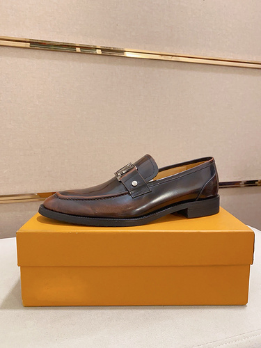 LV * Men's Code: 0321C00 Size: 38-44. (Customizable 45)