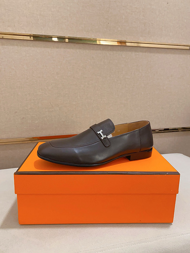 Hermes * Men's Edition Code: 0320C40 Size: 38-44 (45 Customized)