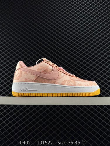 The Nike Air Force One AF1 thick soled height increasing sports board shoe is a classic low cut vers